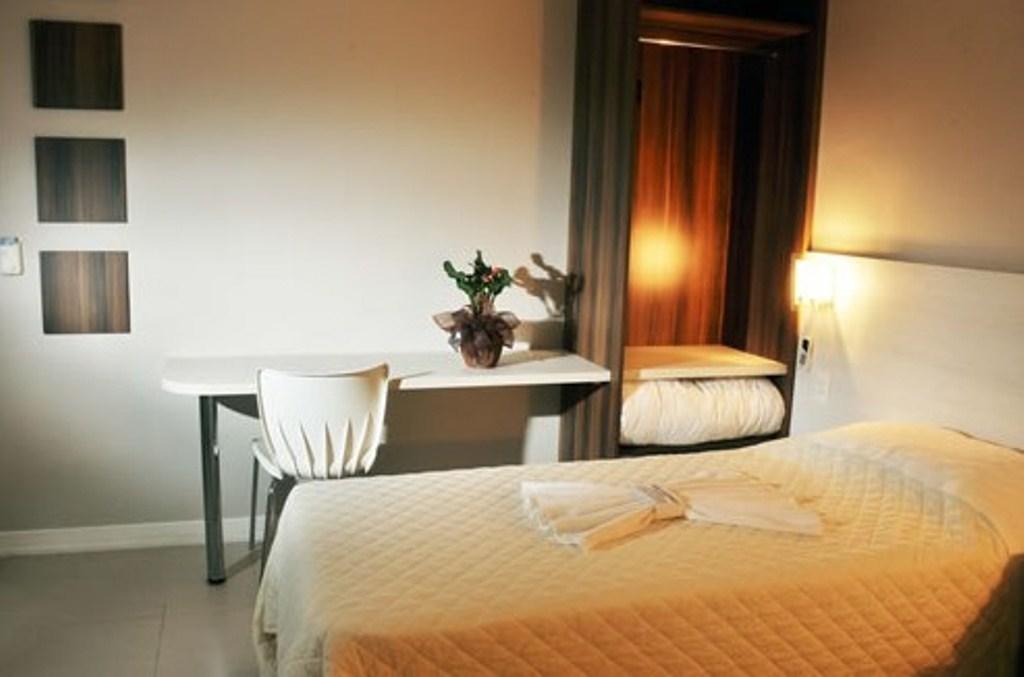 Hotel Petry Plaza 3*